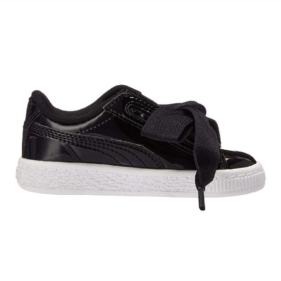 Puma Girls Basket Heart Patent Shoes - Picture 2 of 7